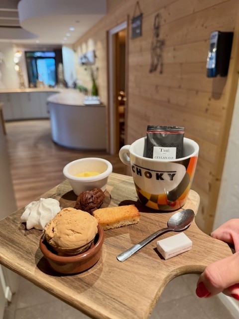 CAFE GOURMAND